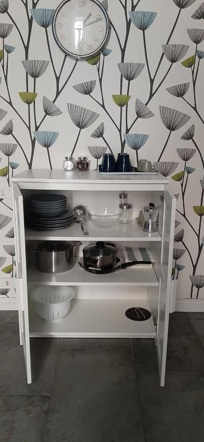 La Casa Di Flo Apartment Napoli Bagian luar foto